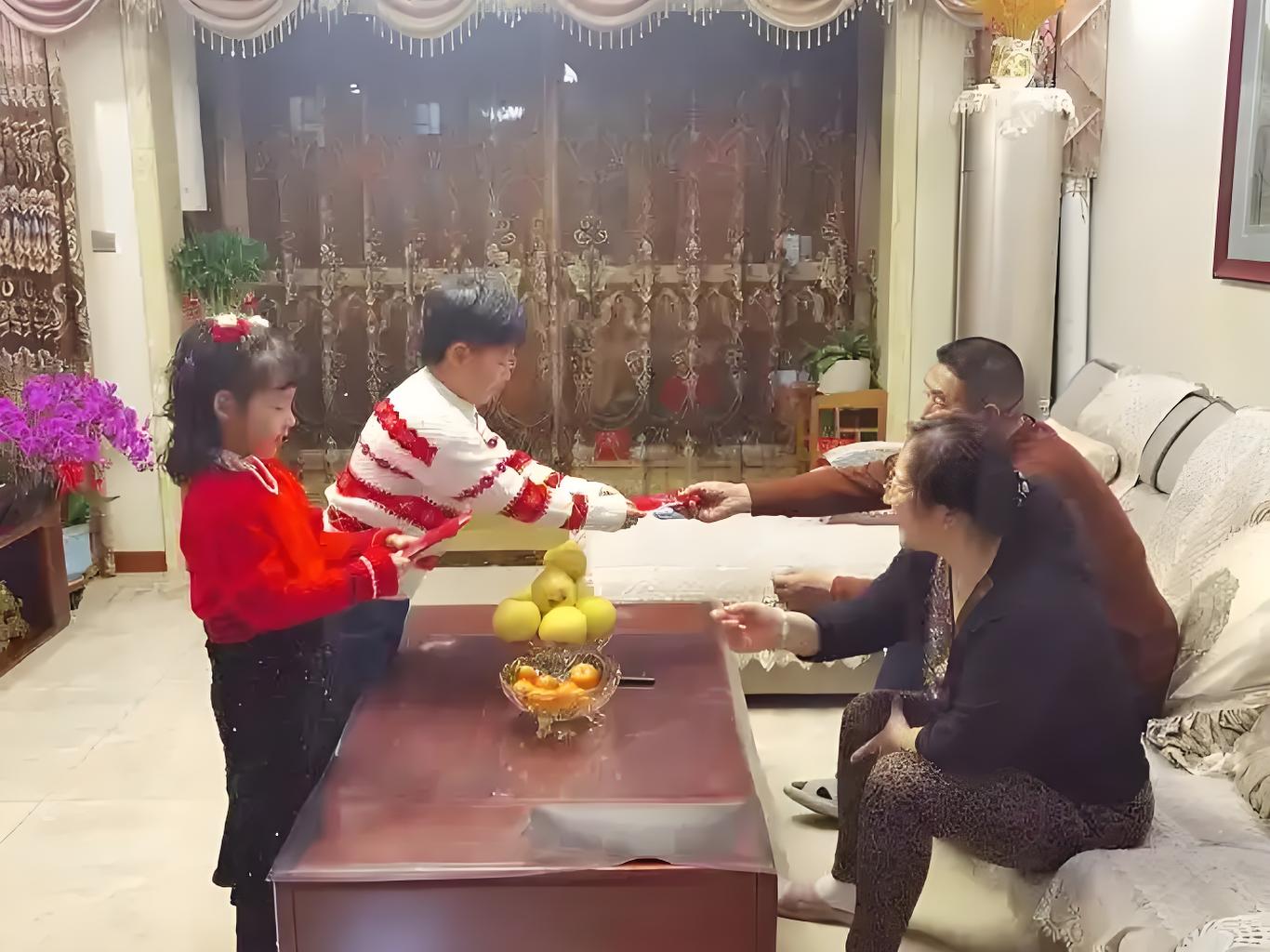 【阜陽心理咨詢中心】過年沒有儀式感的家庭，養(yǎng)不出幸福的孩子